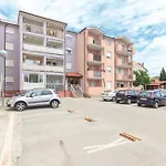 In - Istrien 11068 * Pula